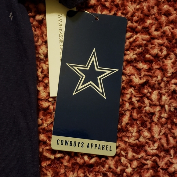 Woman's DALLAS COWBOYS "Kassie Choker" Navy Blue T-shirt  (M, L, XL, 2XL) - Picture 5 of 5